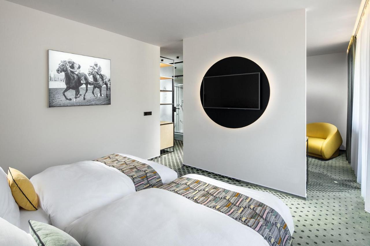B&B Chuchle Arena Praha Luaran gambar